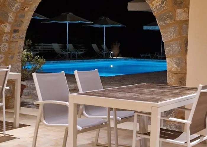 Hotell Castello Antico Gytheio